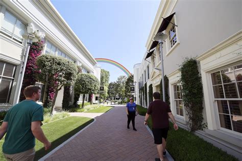 The best Hollywood movie studio tours, from Warner Bros. to .